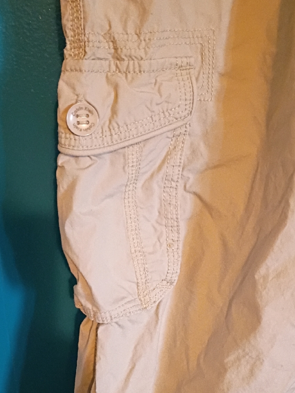 Calvin Klein Beige Cargo Capris - Picture 3 of 13